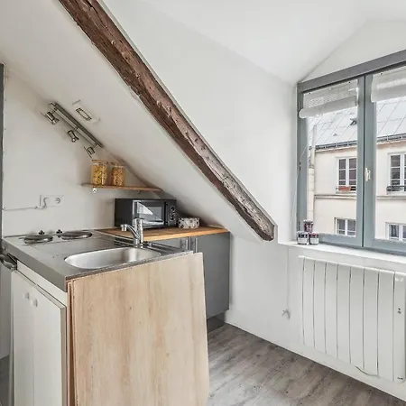 Apartment Bnbnova - Place Des Vosges & Le Marais Paris